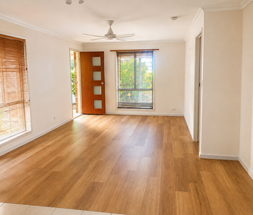 EFFORTLESS LIVING IN A PRIME LOCATION - Photo 1