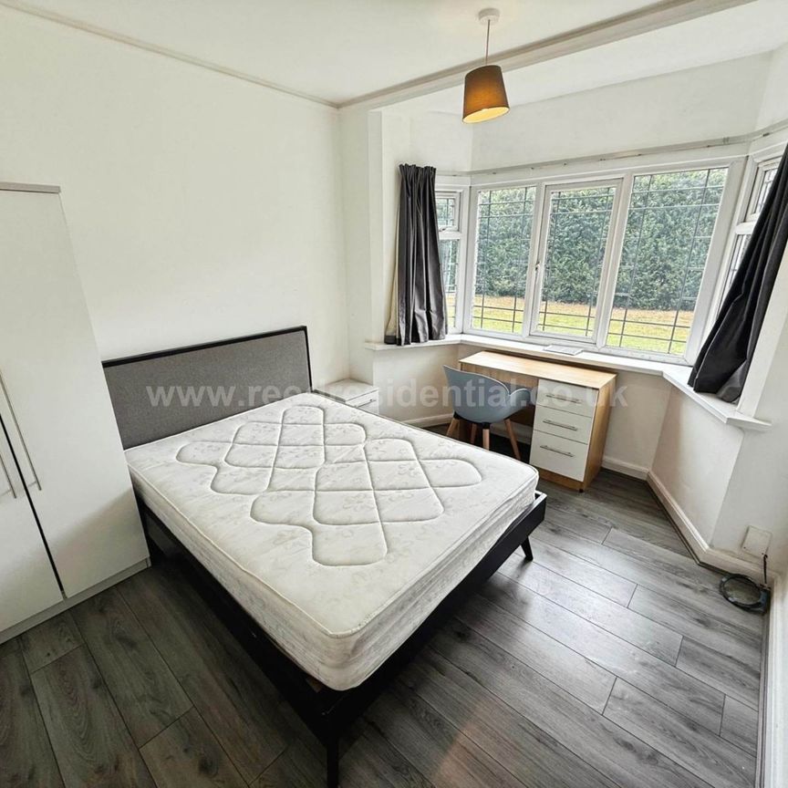 Gibbins Road, Selly Oak - Photo 1