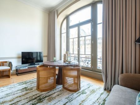 1 room luxury Flat for rent in Avenida dos Aliados, Porto, Distrito do Porto - Photo 5