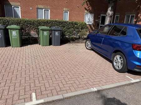 2 bedroom flat to rent - Photo 5