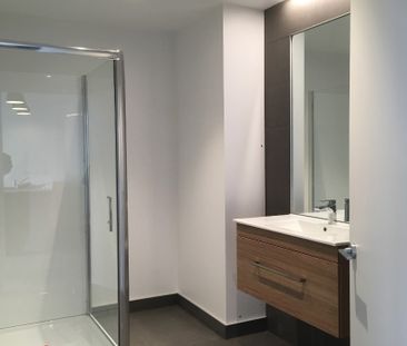 Stylish apartment living in the heart of Cambridge! - Photo 6