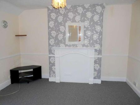 Flat, Victoria Street, Caernarfon, LL55 - Photo 4