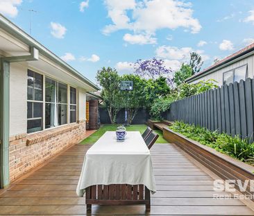 Effortless Family Living in the Heart of Castle Hill – Style, Space... - Photo 3