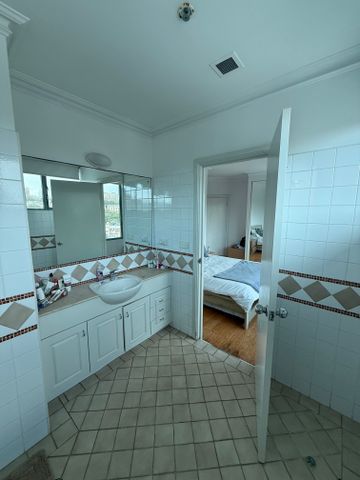 Woolloomooloo - Photo 4