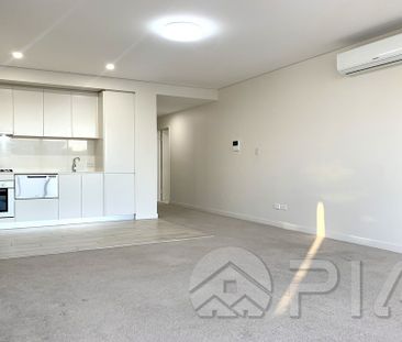 Modern One Bedroom Apartment for Lease - Photo 4