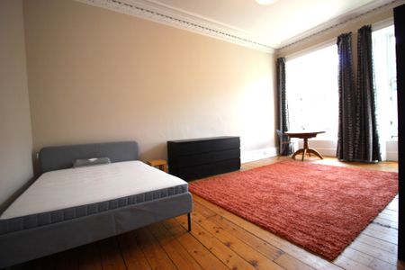 Kersland Street, Hillhead, Glasgow, G12 8BW - Photo 2