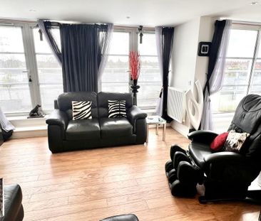 3 bedroom apartment to rent - Photo 6