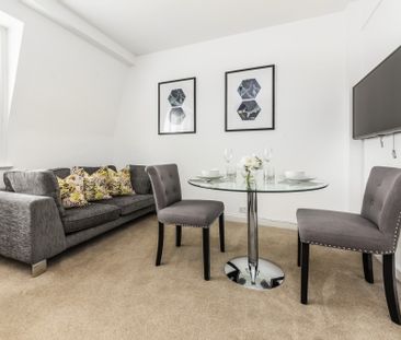 Hill Street, Mayfair, W1J 5LY, London - Photo 2