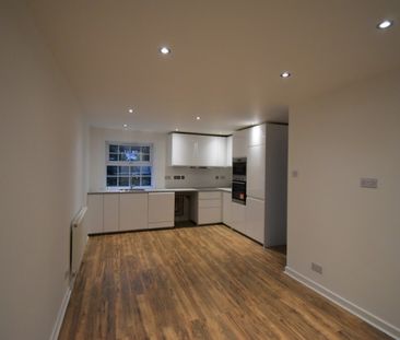 2 bedroom Ground Floor Flat - Parkway Gardens - Photo 3