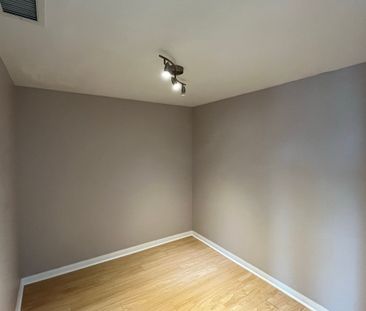 For Lease - 8 Lee Centre Drive Unit# 1512, Toronto, Ontario - Photo 2