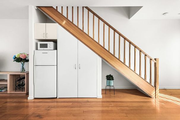 St Kilda House with Off Street Parking - Photo 1