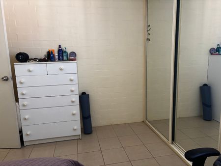 South Perth - Photo 3