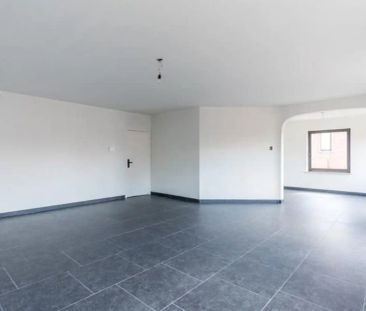 Instapklaar appartement met 2slpk. in rustige omgeving. - Photo 1