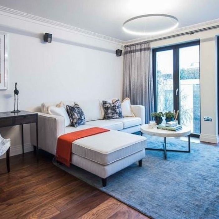 Fulham Road, Kensington and Chelsea, London, SW3 - Photo 1