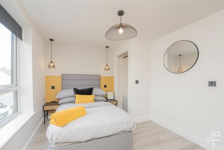 1 bedroom in a house share to rent - Photo 5