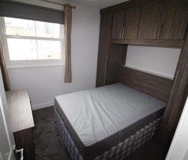 3 bedroom apartment to rent - Photo 3