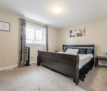 For Lease - 6 Crossbridge Avenue, Kitchener, Ontario - Photo 6