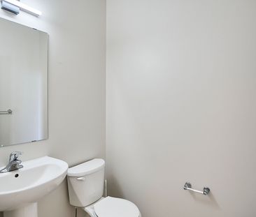For Lease - 384 Huntsville Drive, Kanata, Ontario - Photo 6