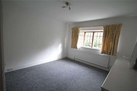 Edmunds Walk, London, N2 - Photo 2