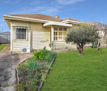 9 Rugby Street, Belmont - Photo 2