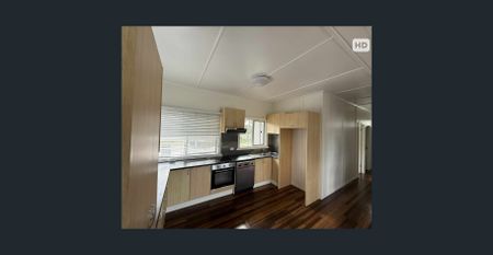 Nestled amongst the trees - Photo 4