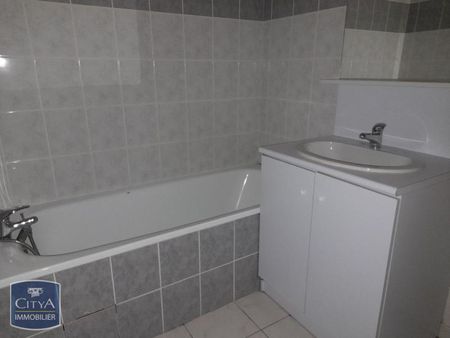 Location Appartement 1 pièce 34m² VILLENEUVE SUR LOT 47300 - Photo 4