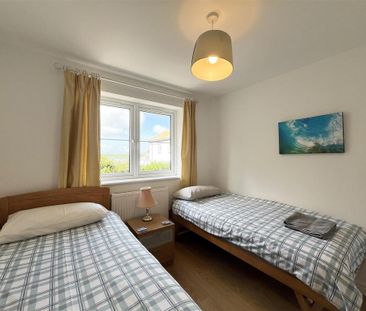 3 bedroom semi-detached house to rent - Photo 6