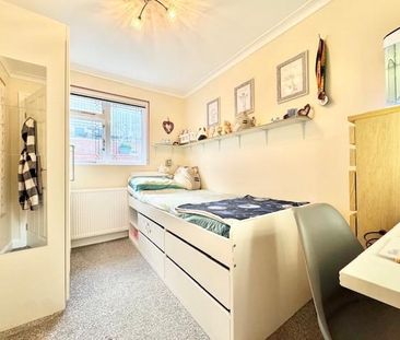 3 bedroom apartment to rent - Photo 5