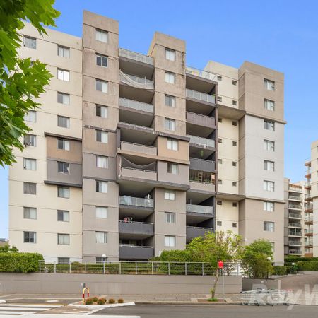 One bedroom - Photo 4