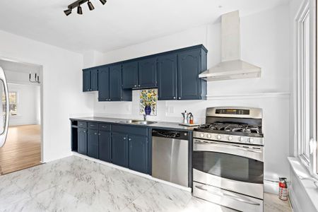 For Lease - 25 Bellefair Avenue, Toronto, Ontario - Photo 4