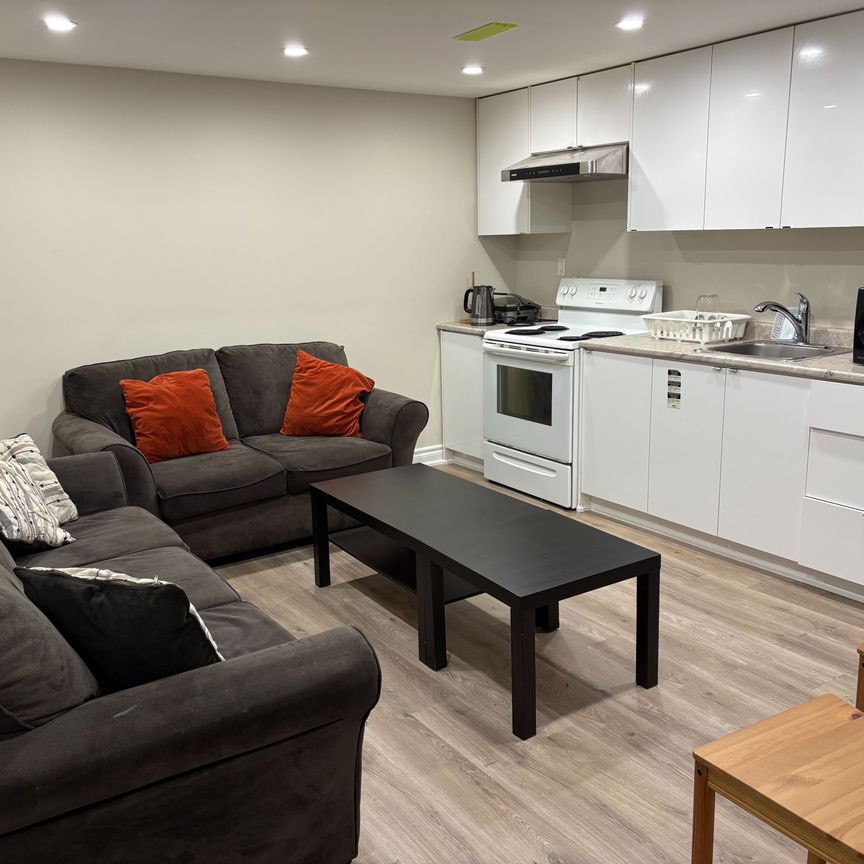 For Lease - 5972 Manzanillo Crescent, Mississauga, Ontario - Photo 1