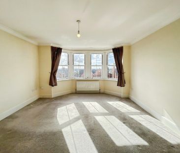 4 bedroom Town House to let - Photo 3