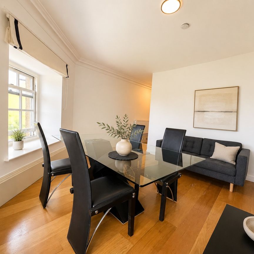 2 Bed Flat, Parnell Road, BS16 - Photo 1