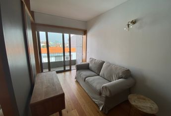 Apartamento T1 para Arrendar Mobilado e Equipado na Campanhã