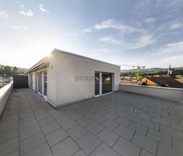 Grosszügige 3.5-Zimmer Attikawohnung mit 65m2 Dachterrasse in Laufe... - Foto 1