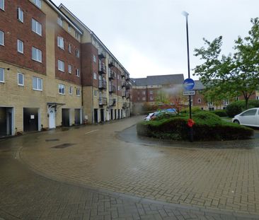 2 bed apartment to rent in Chillingham Road, Newcastle Upon Tyne - Photo 2