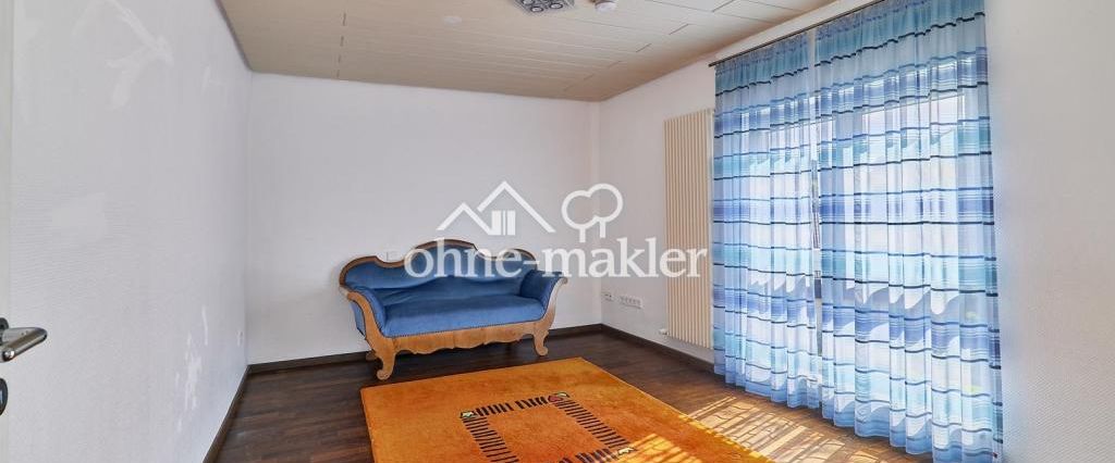 Großzügige Hauptwohnung im Zweifamilienhaus - Foto 1