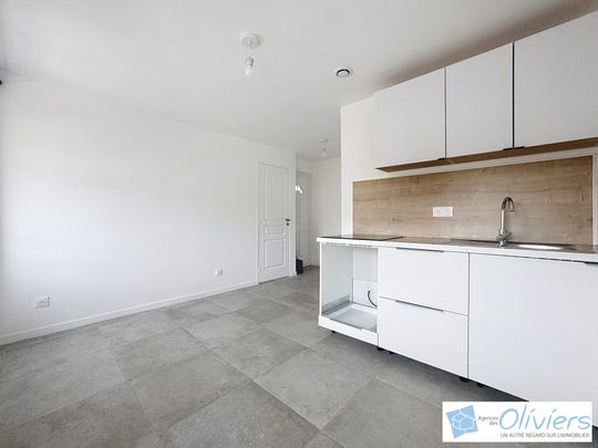 Appartement à louer Voisins-le-Bretonneux - Photo 1