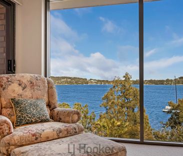 ABSOLUTE WATERFRONT - Photo 3
