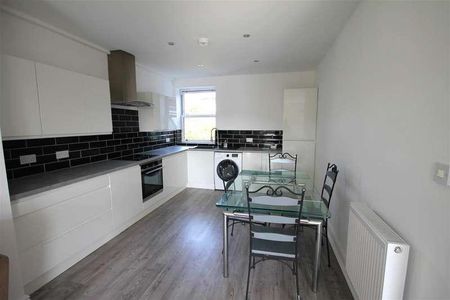 Half Edge Lane, Monton, Manchester, M30 - Photo 5