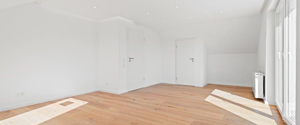 Erstbezug, DG Wohnung - Photo 1