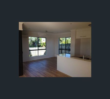 1B College Court, North Mackay, Qld 4740 - Photo 4