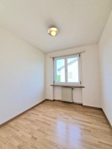 "Schöne Wohnung mit Balkon zu vermieten" - Photo 4