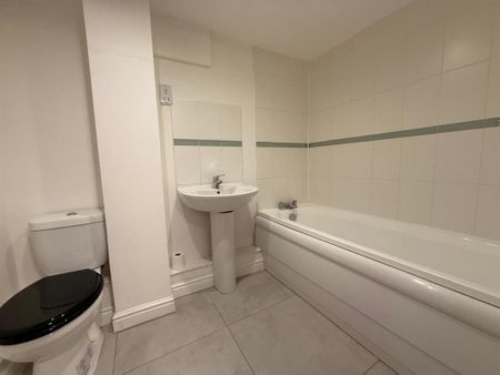2 bedroom apartment to rent - Photo 5