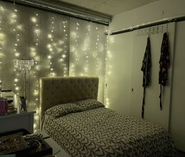 For Lease - 21 Lawren Harris Square Unit# 806, Toronto, Ontario - Photo 2