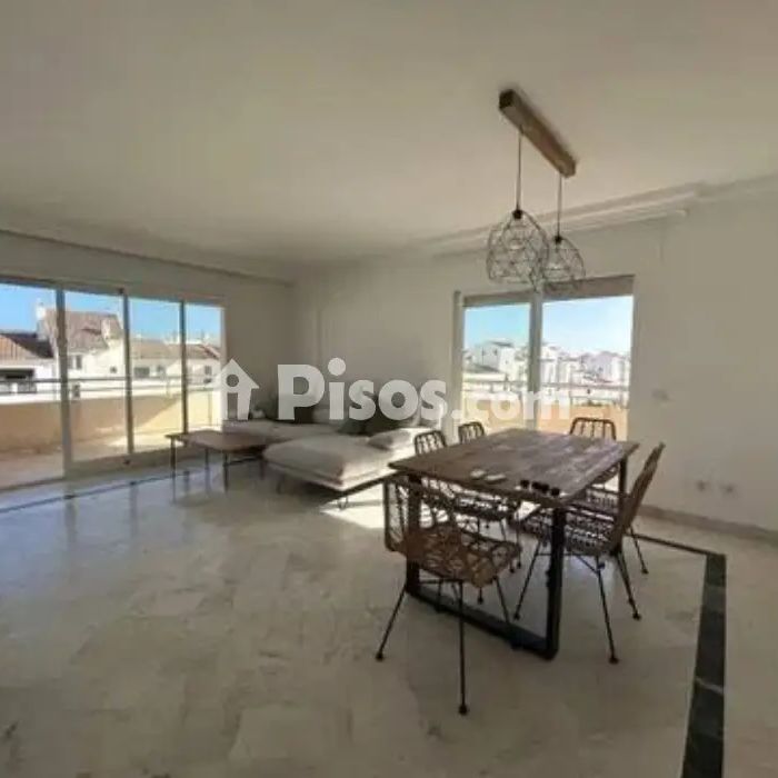 Piso en alquiler en Puerto Banús - Foto 1