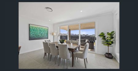 Impeccable Executive / Family Home - Photo 3