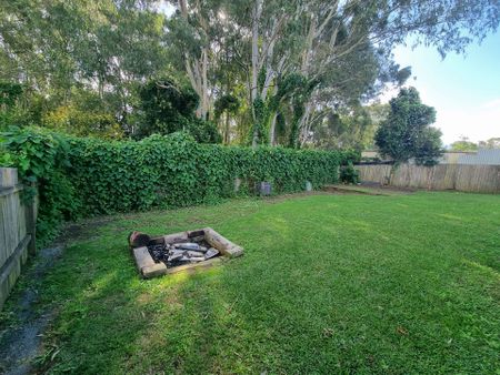 Family Home - Photo 3