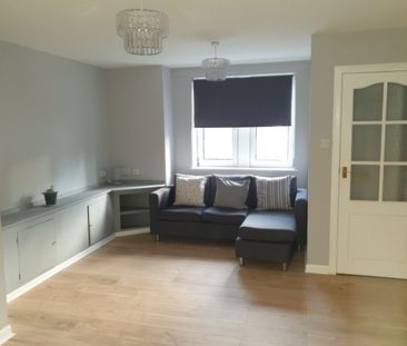 1 Bed Flat, Prestonfield Avenue, EH16 - Photo 2