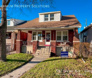 582 Irvine Ave, Upper Unit - Photo 3